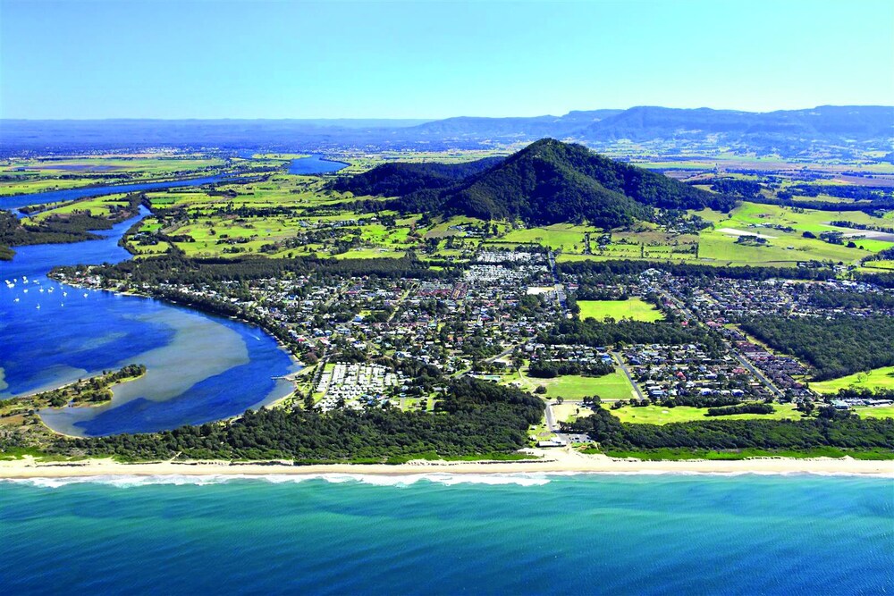 Shoalhaven Heads Village