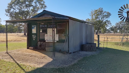 Black Cockatoo Bush Camp