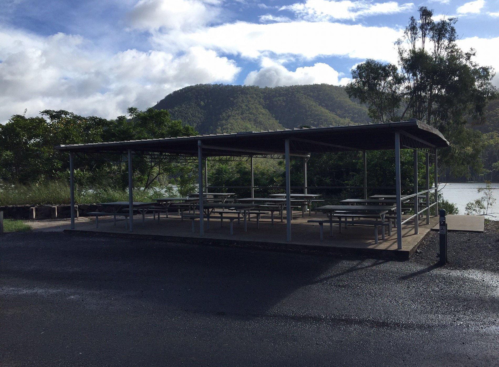 Lake Borumba Caravan & Camping Grounds