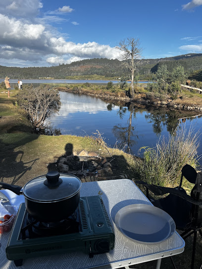 Lake Gairdner Free Camping Area
