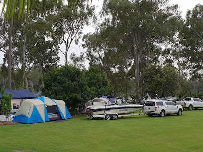 Platypus Park Riverside Retreat