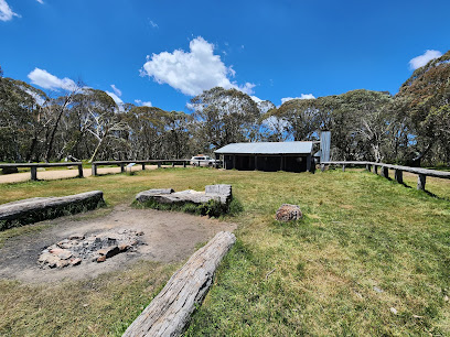 Lovicks Hut