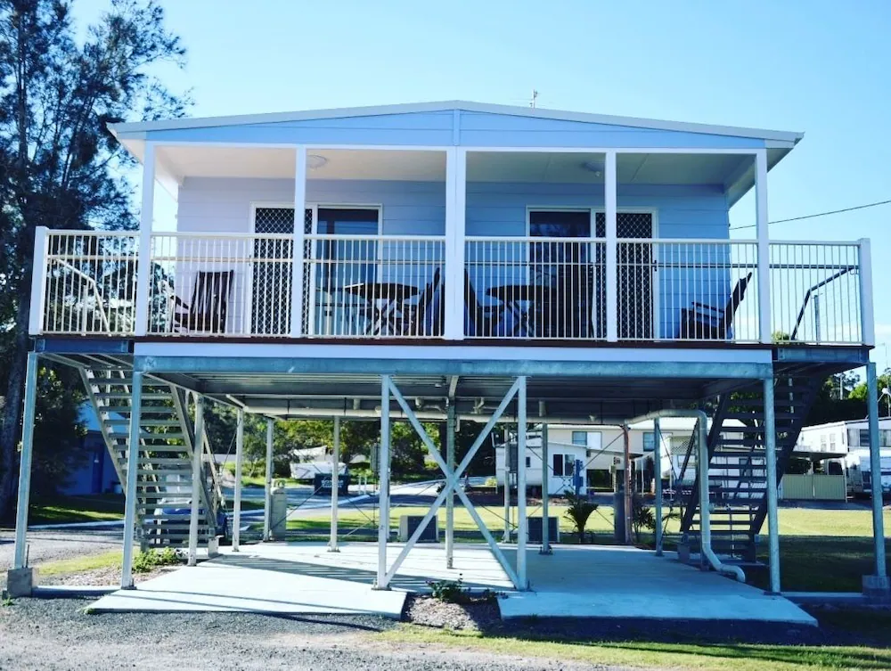 Pelican caravan park