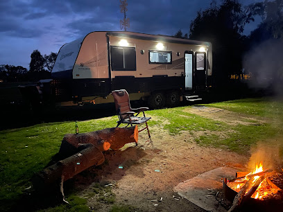 Newbridge Loddon River Camp Ground
