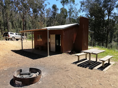 Junction Hut (walshes Hut)