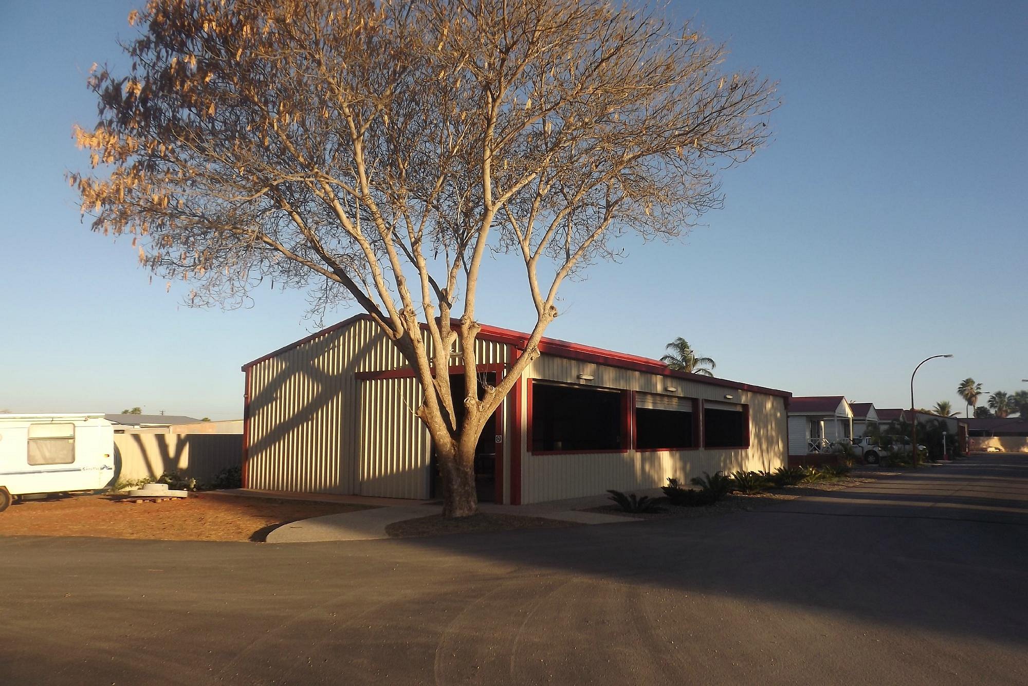 Outback Oasis Caravan Park